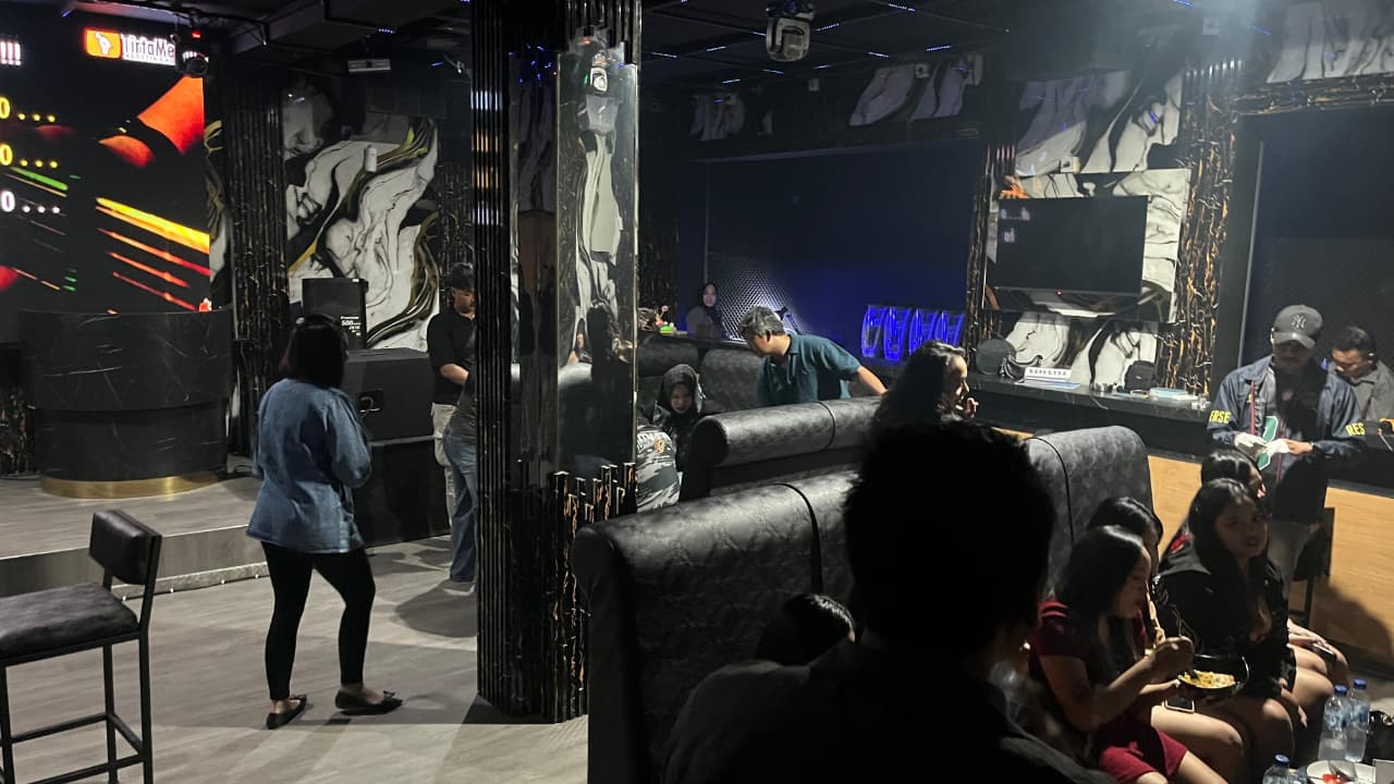 penyalahgunaan narkoba, Polres Kutim, Karaoke Blue Sky Bengalon, sidak narkoba, tes urine narkoba