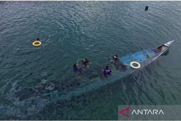 perburuan ilegal TN Komodo, pemburu liar, satwa dilindungi, baku tembak, Kementerian Kehutanan