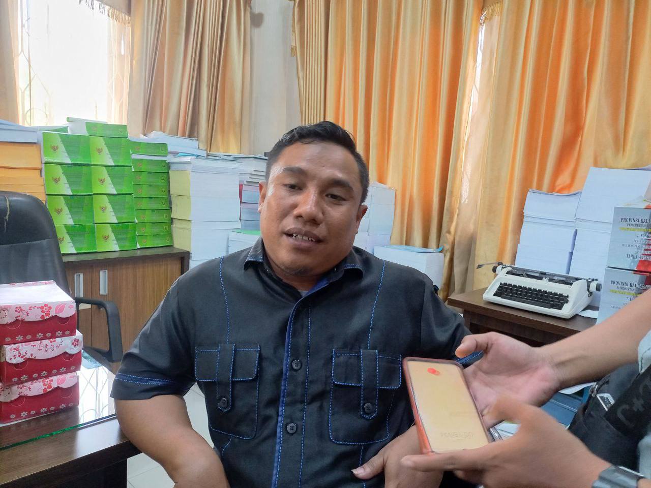 Waris Tekankan Pembenahan Tata Kelola Keuangan Kampung