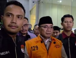 Eks Menteri Agama Yaqut Cholil Qoumas Resmi Gunakan Rompi Tahanan KPK