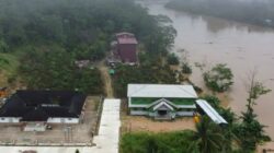 Warga Long Lanuk Terancam Abrasi, Gideon Andris Dorong Langkah Konkret Pemerintah