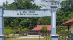 Ruang Kelas Terbatas dan Drainase Bermasalah, Frans Lewi Minta Dinas Terkait Bertindak