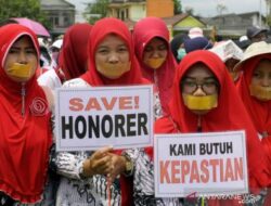 Insentif Belum Cair Empat Bulan, Guru Honorer di Kukar Dapat “Surat Cinta” dari PDAM dan PLN