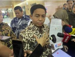 Menhut Raja Juli Lapor ke KPK Usai Akui Kembalikan Amplop Bupati Kuansing