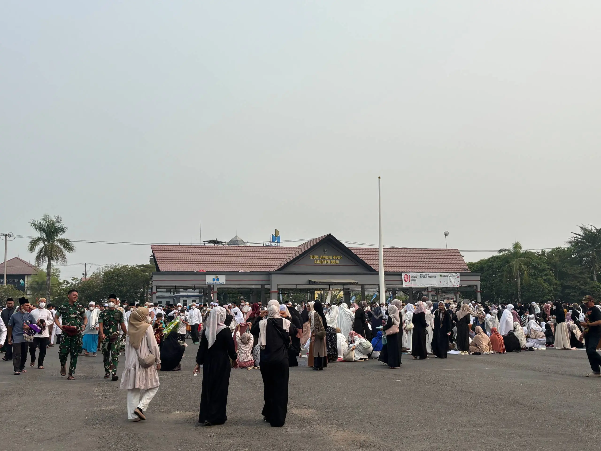 Pemkab Berau Laksanakan Salat Istisqa di Lapangan Pemuda