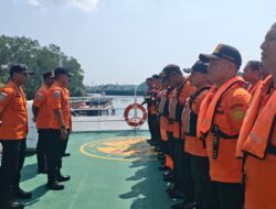Basarnas Balikpapan Kirim KN SAR Wisanggeni Dukung Operasi Pencarian Korban Kapal Virgo Transport 8