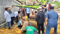 Pengajar Ponpes di Tenggarong Harus Dioperasi karena Luka Bakar 70 Persen, Dua Anaknya Dimakamkan Satu Liang 